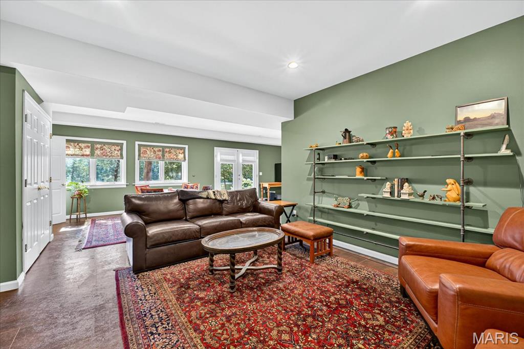 9873 Linenbroker Road