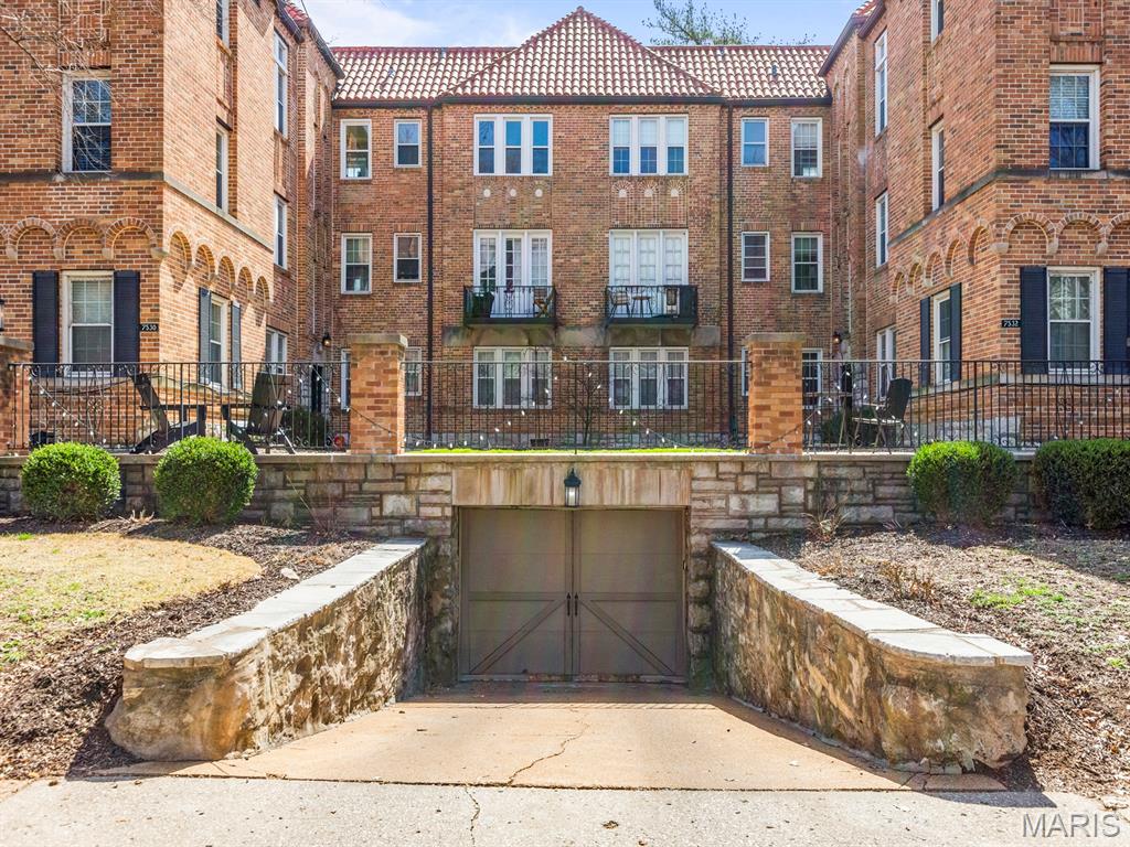 7532 Cromwell Dr. Unit: 2N