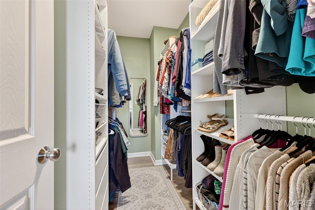 4044 Hempstead Street