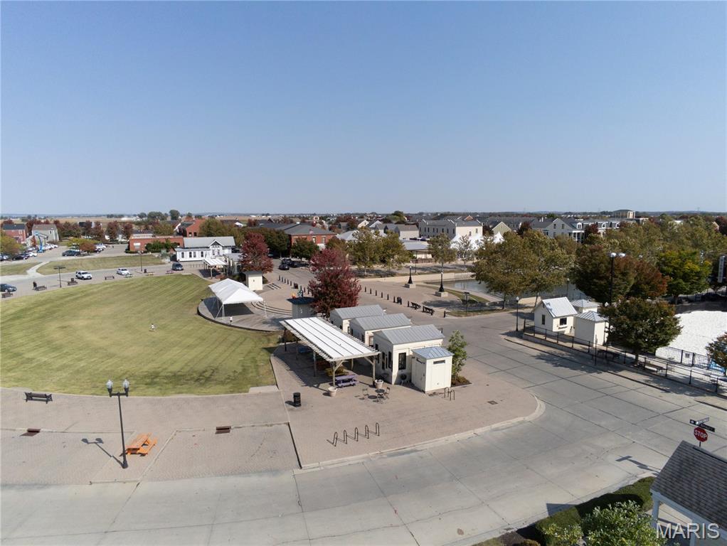 4044 Hempstead Street