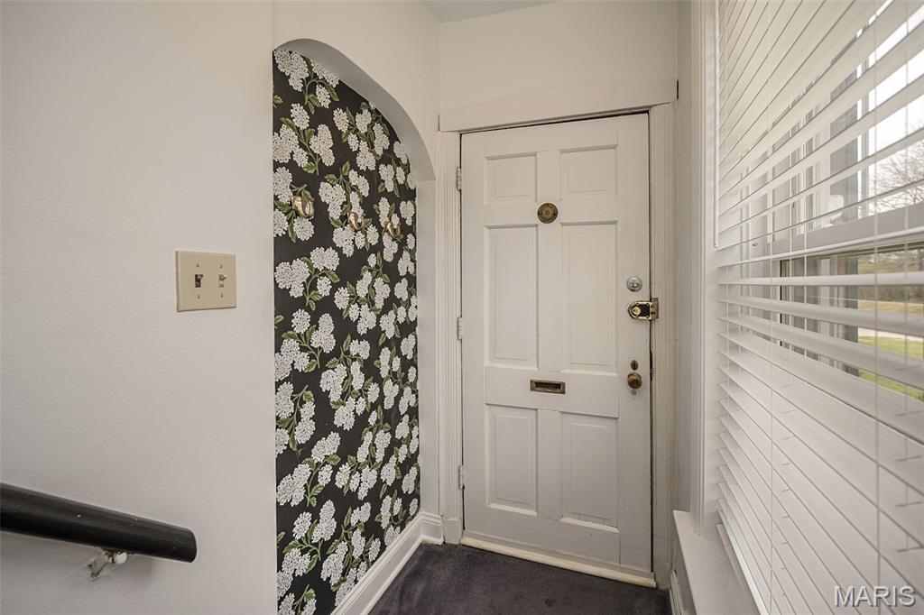 1034 E Linden Avenue