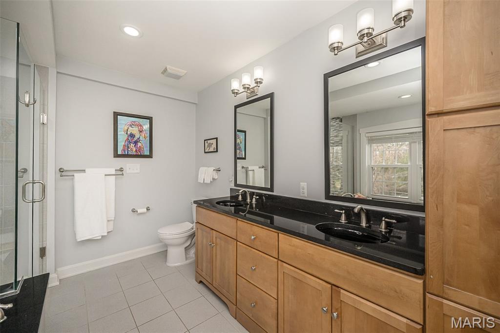 1034 E Linden Avenue