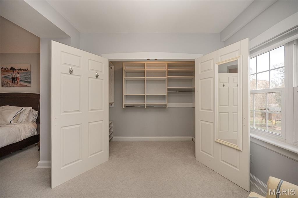 1034 E Linden Avenue