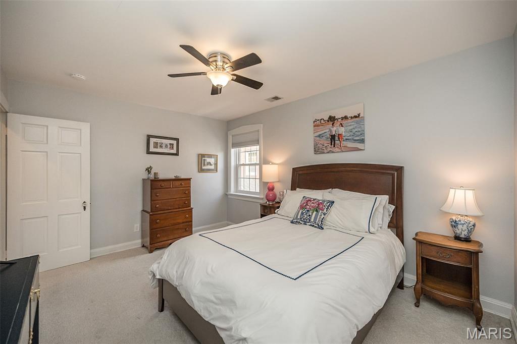 1034 E Linden Avenue