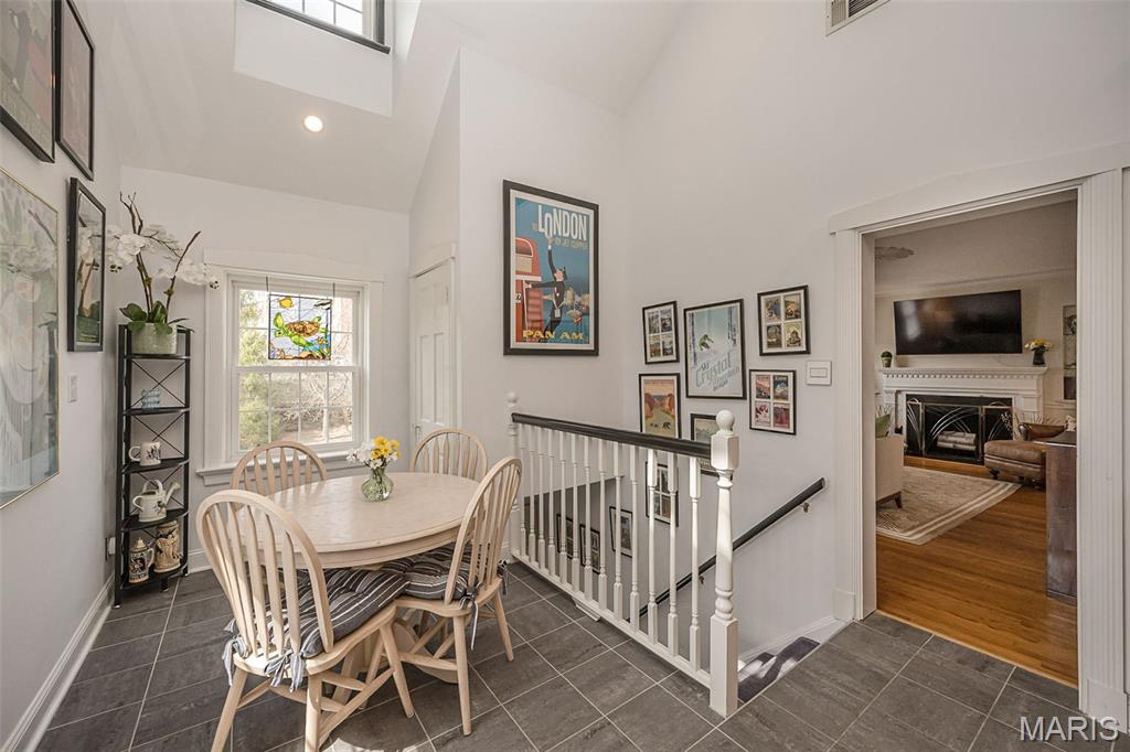 1034 E Linden Avenue