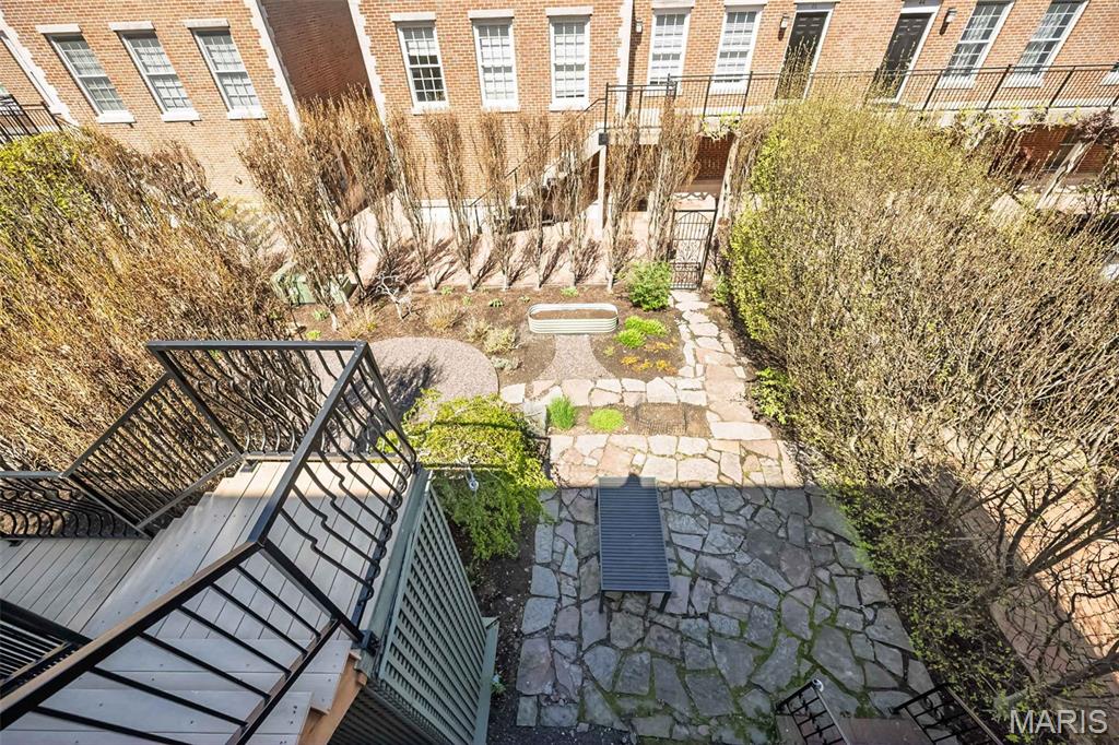 55 Maryland Plaza Unit: 2E