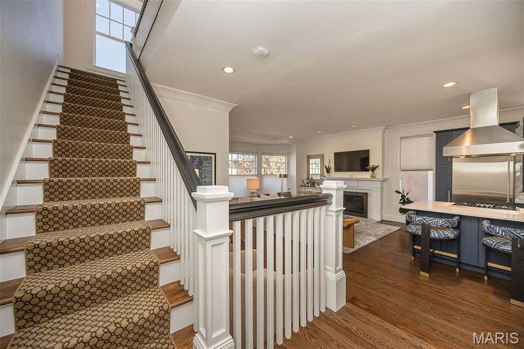 55 Maryland Plaza Unit: 2E