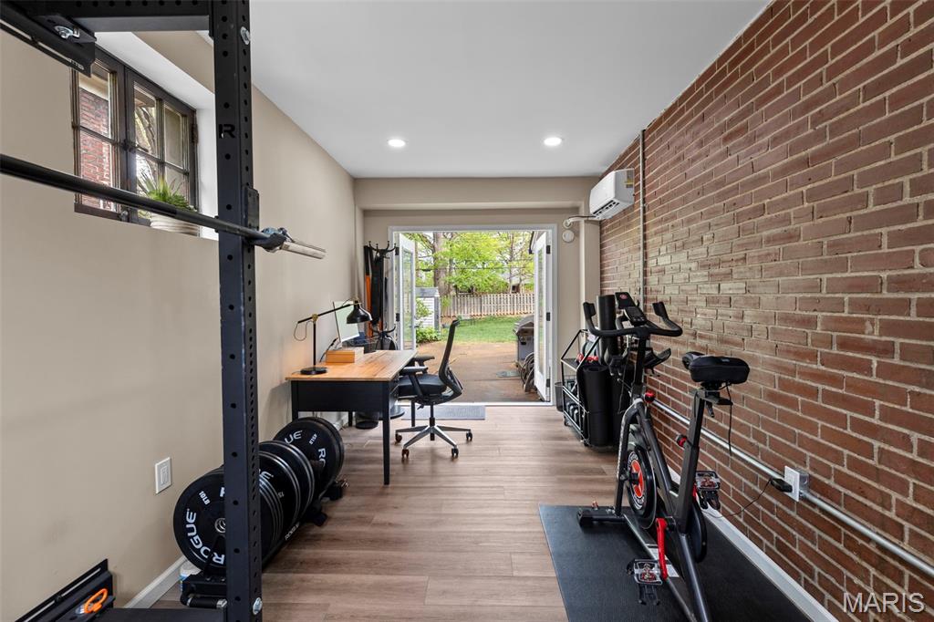 7567 Stanford Avenue