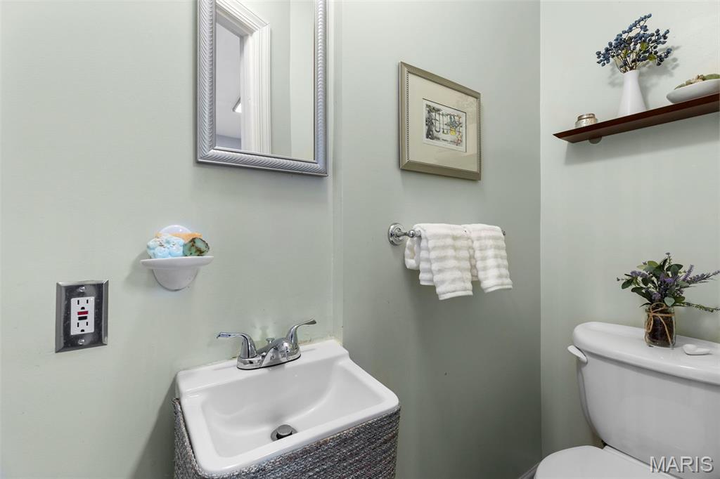 7567 Stanford Avenue