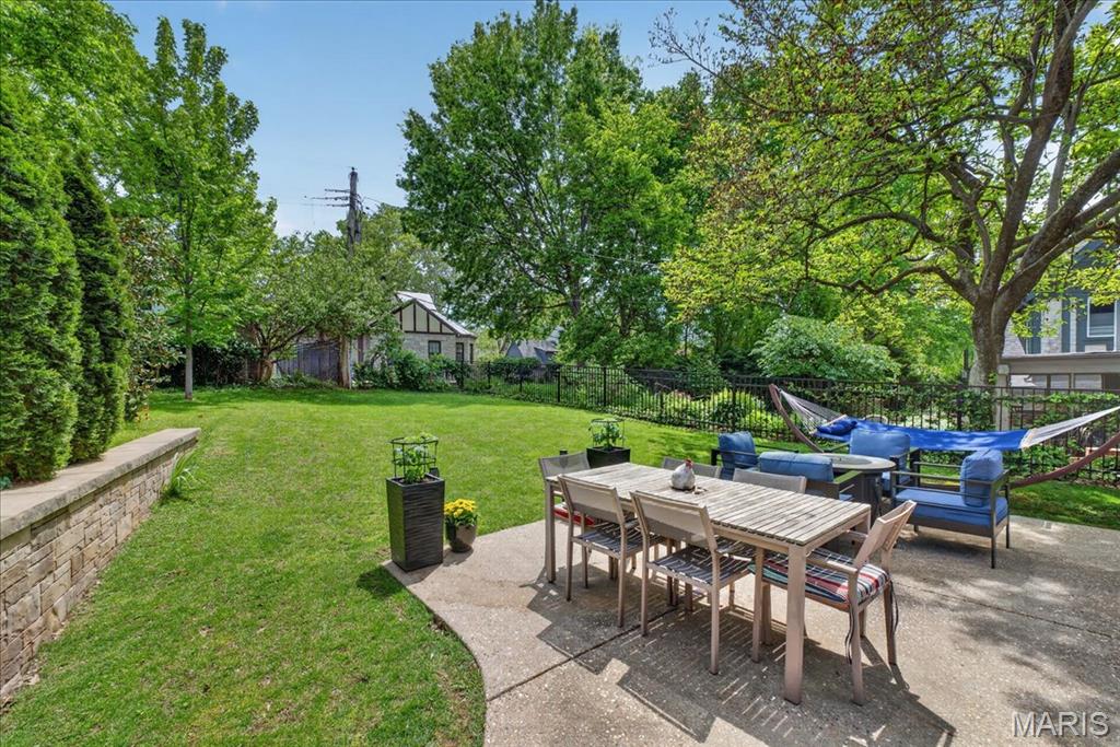 424 Oakley Drive