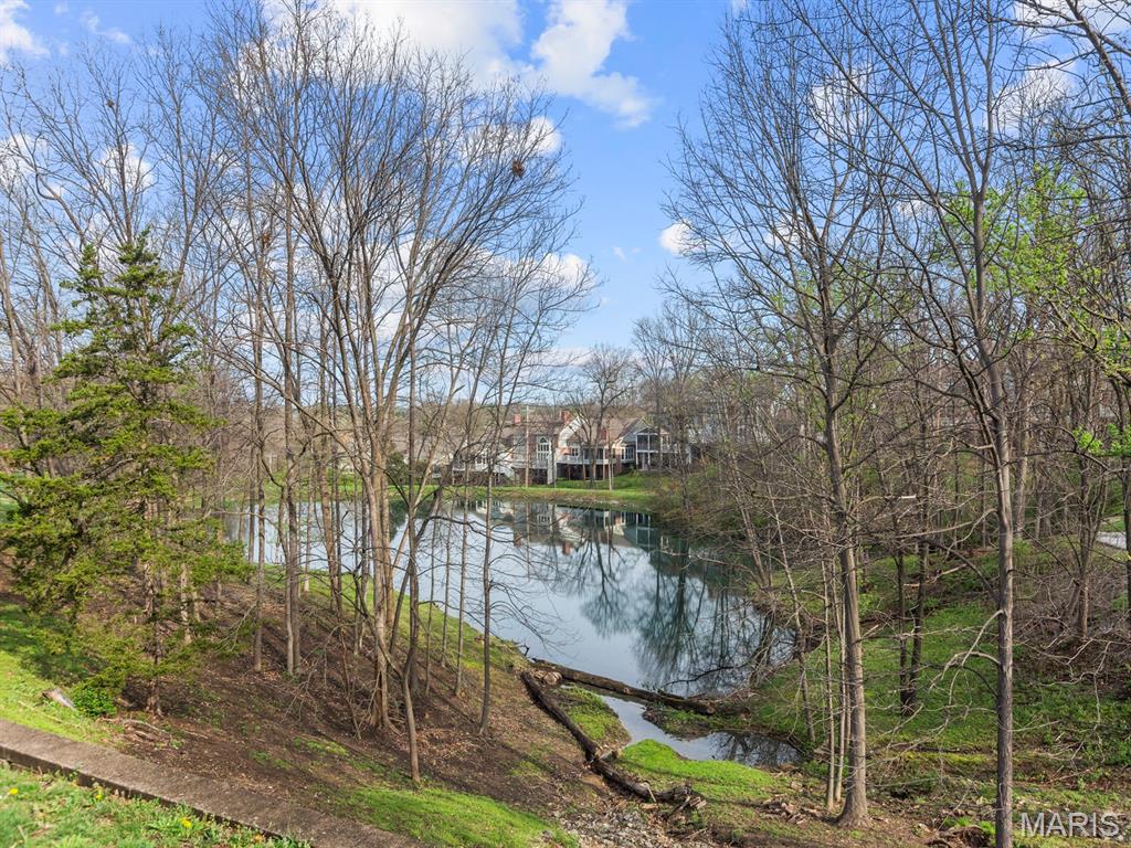 207 Ambridge Court Unit: 101