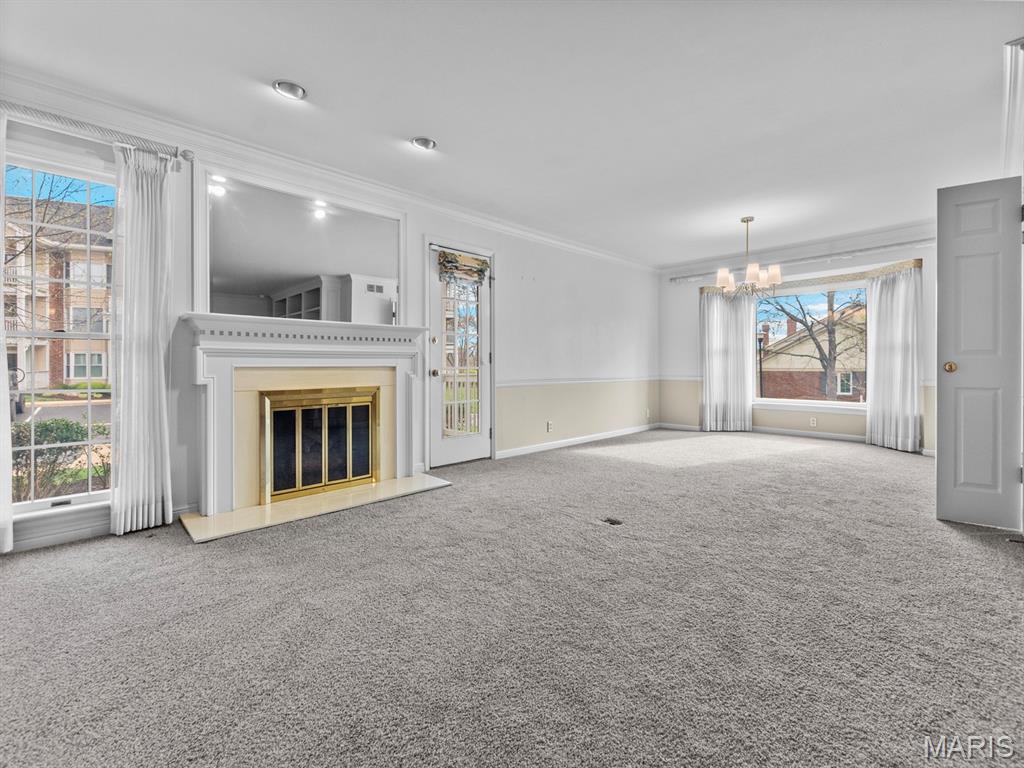 207 Ambridge Court Unit: 101