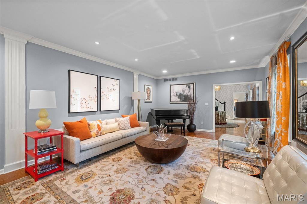 33 Gouvenor Lane