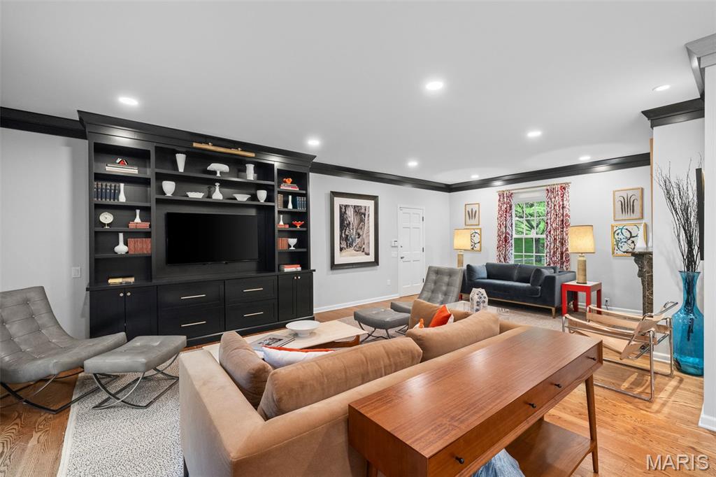 33 Gouvenor Lane
