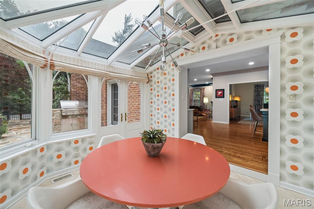 33 Gouvenor Lane