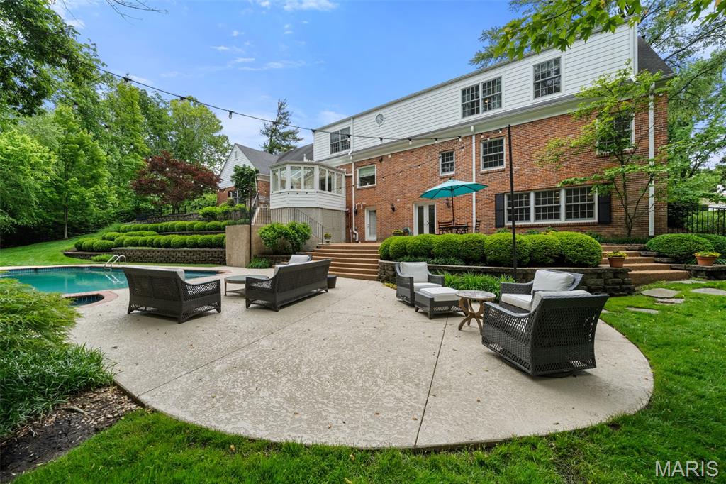 33 Gouvenor Lane