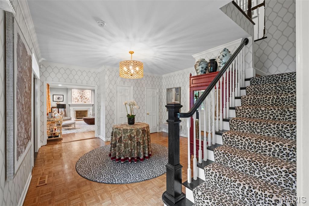 33 Gouvenor Lane