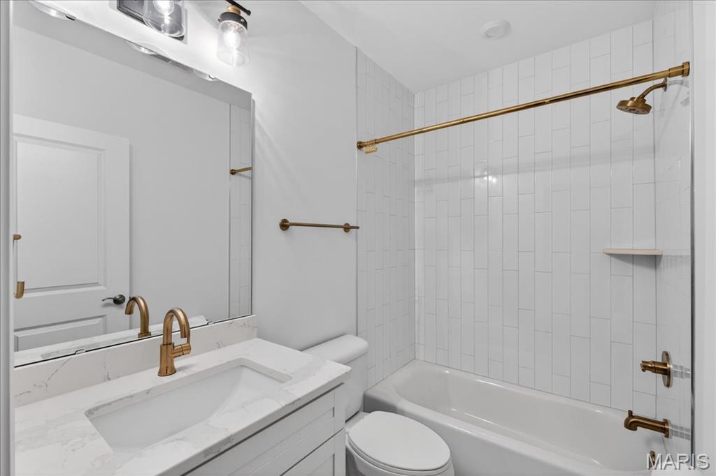 14702 Schoettler Grove Court