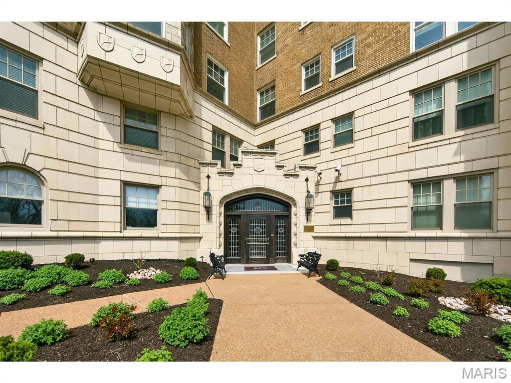 625 S Skinker Boulevard Unit: 1702