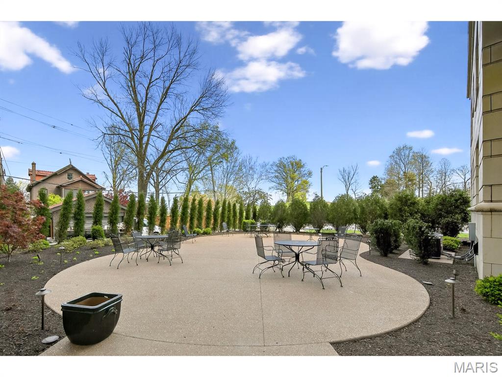 625 S Skinker Boulevard Unit: 1702