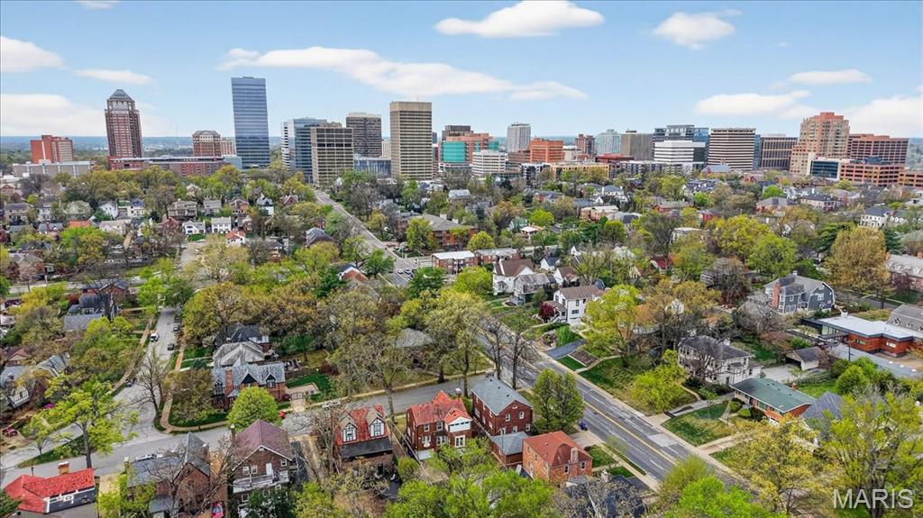 7487 Kingsbury Boulevard