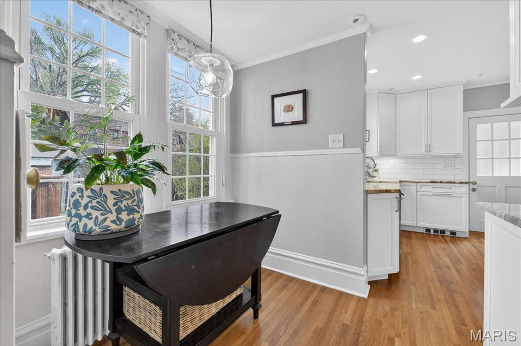 7487 Kingsbury Boulevard