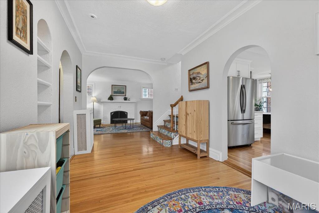 7487 Kingsbury Boulevard