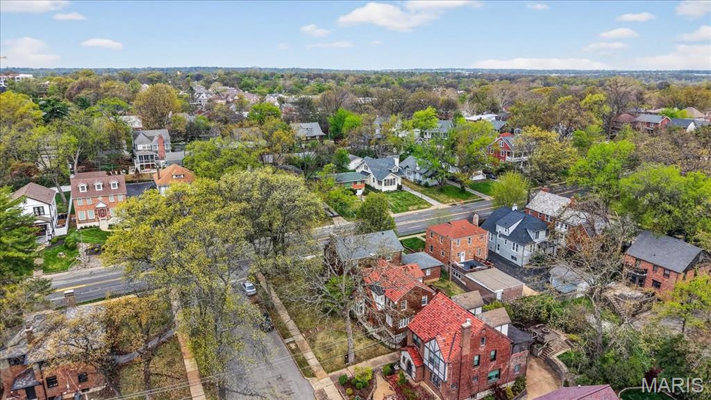 7487 Kingsbury Boulevard