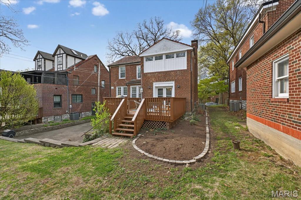 7487 Kingsbury Boulevard