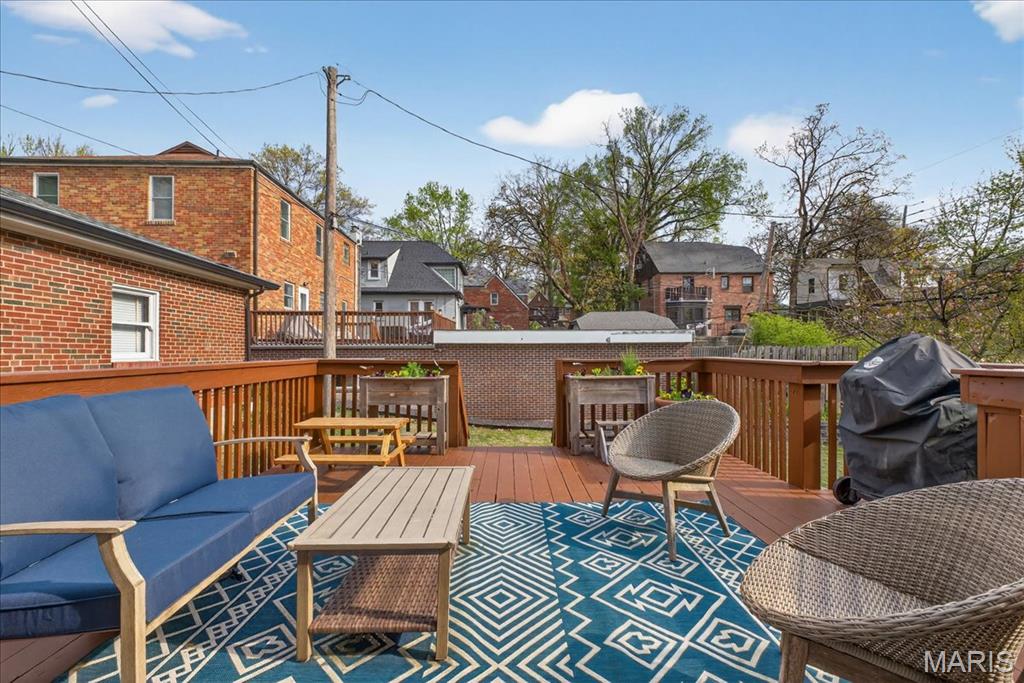 7487 Kingsbury Boulevard