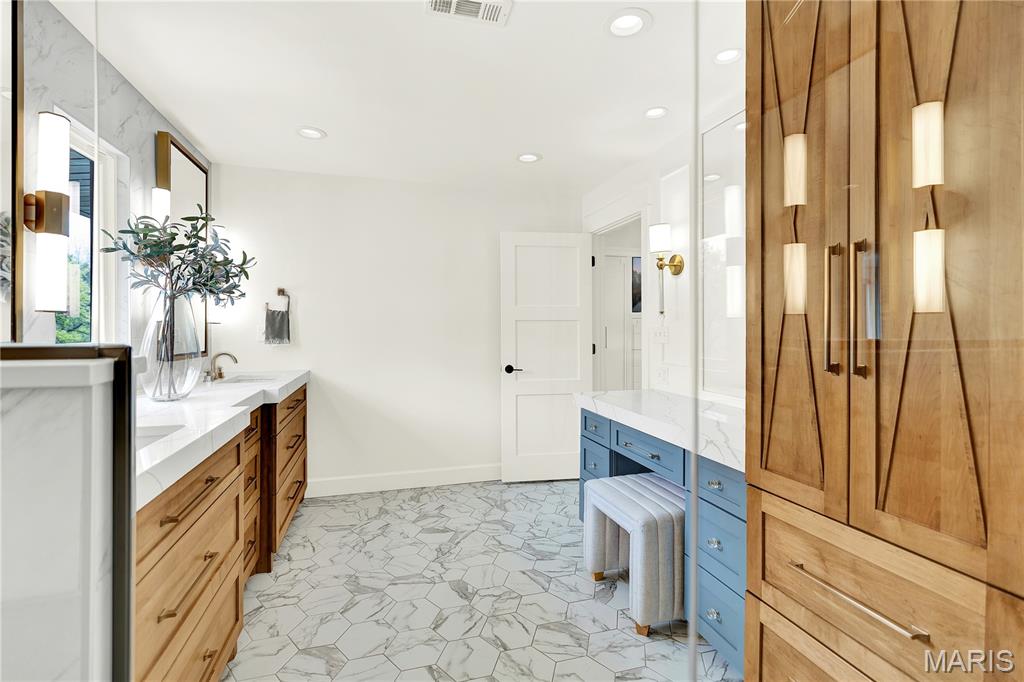 1586 Mason Knoll Road