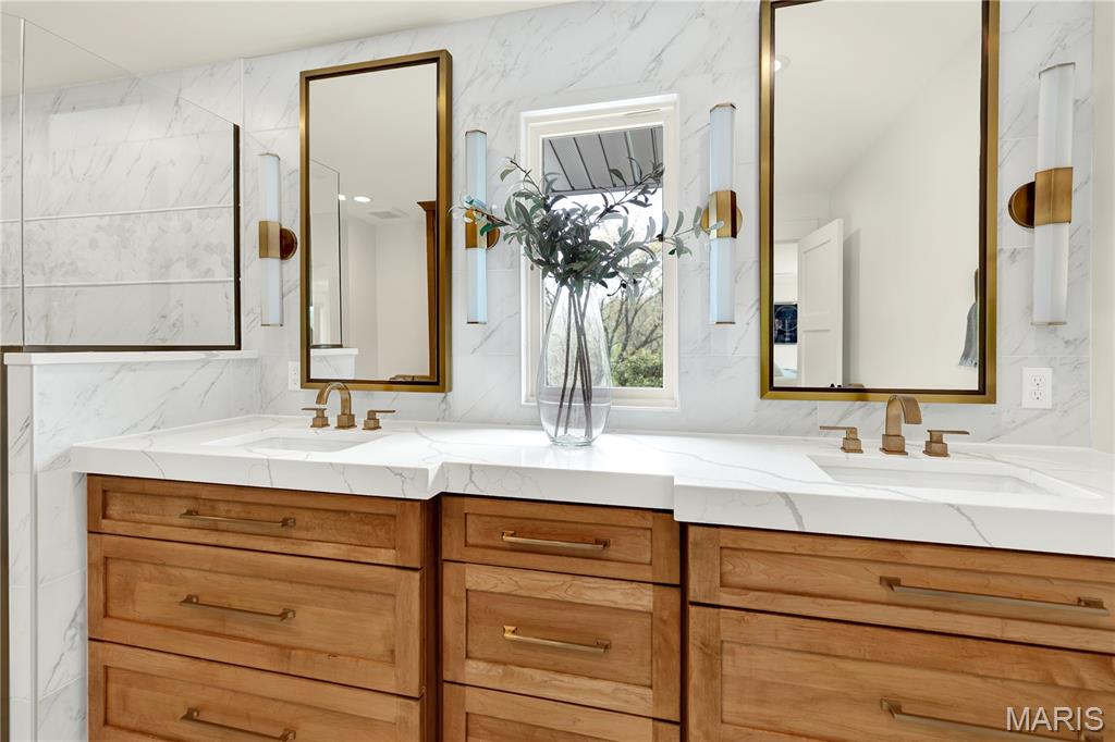 1586 Mason Knoll Road