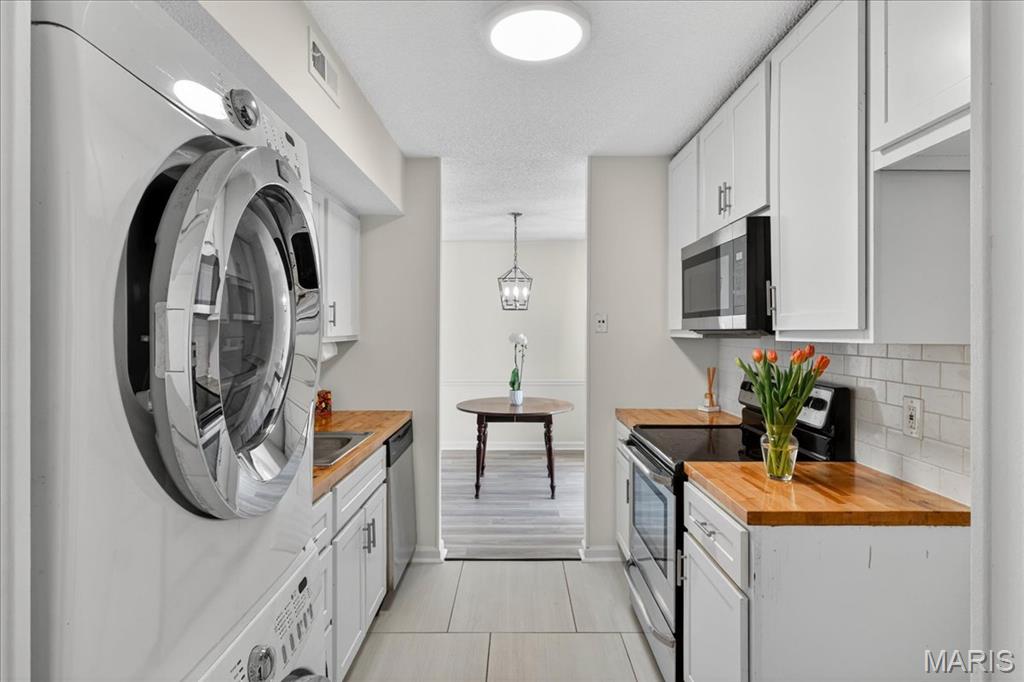 9028 Cardinal Terrace