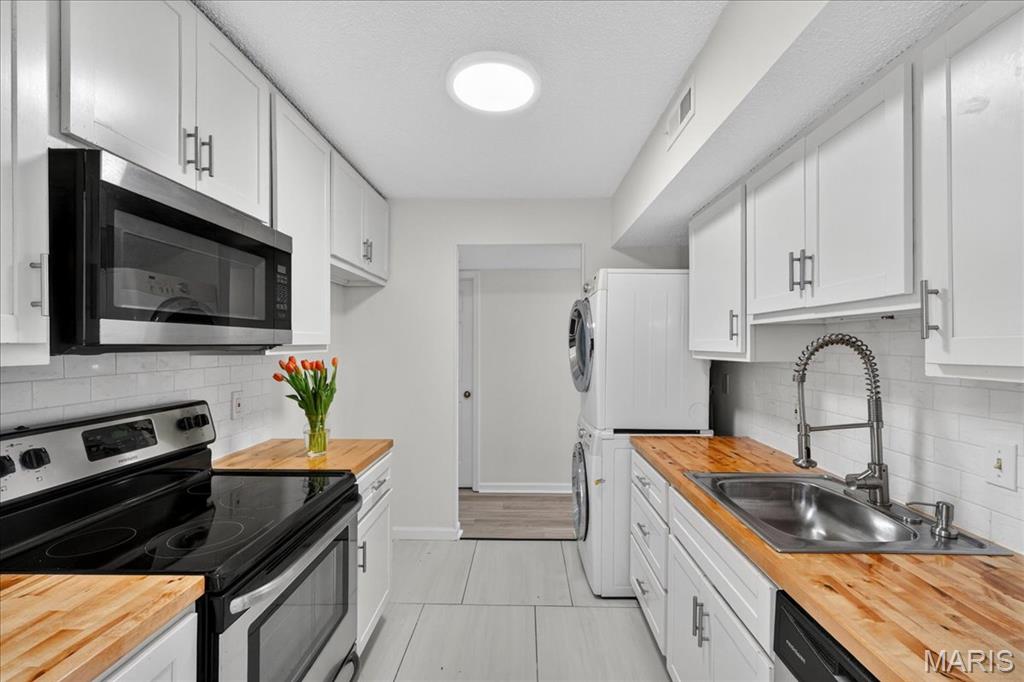 9028 Cardinal Terrace