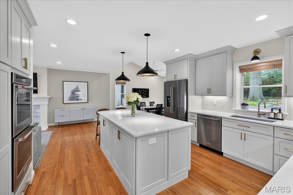 8104 Stratford Drive