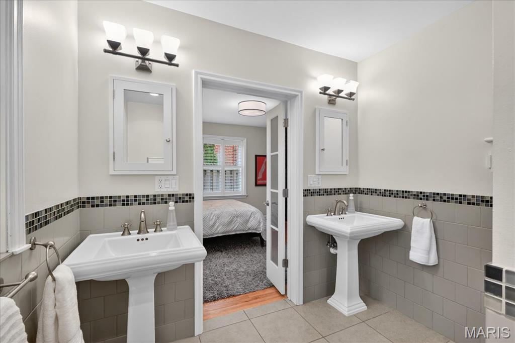 8104 Stratford Drive