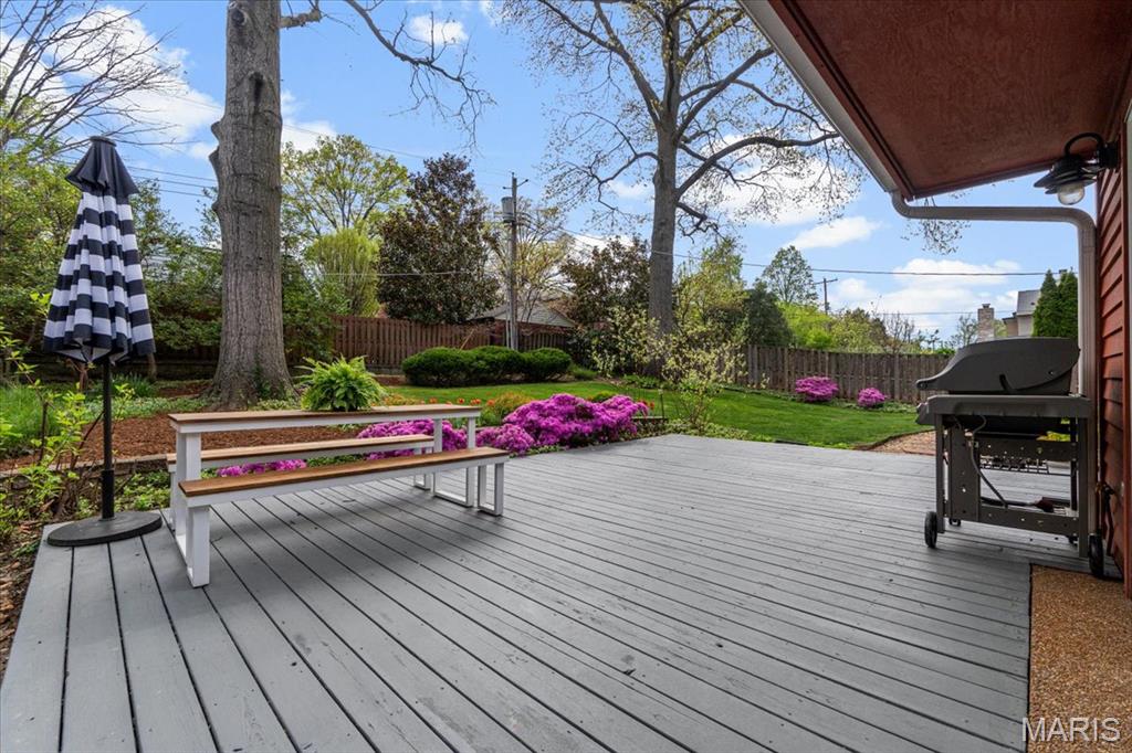 8104 Stratford Drive