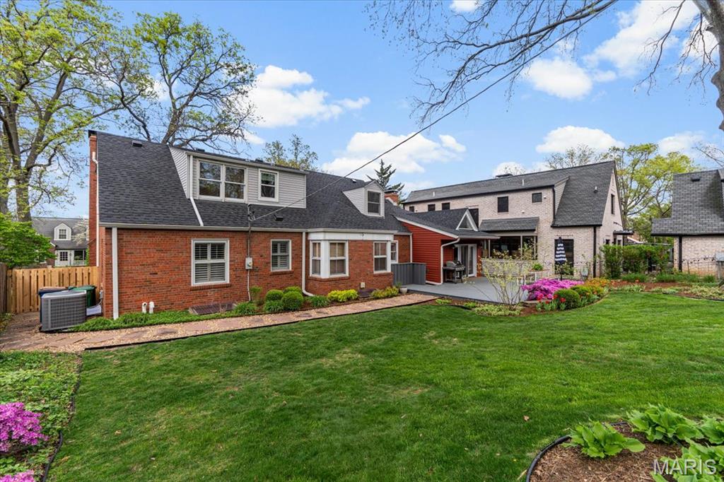 8104 Stratford Drive