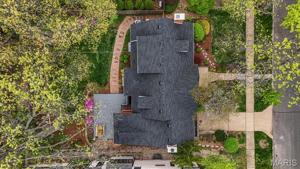 8104 Stratford Drive