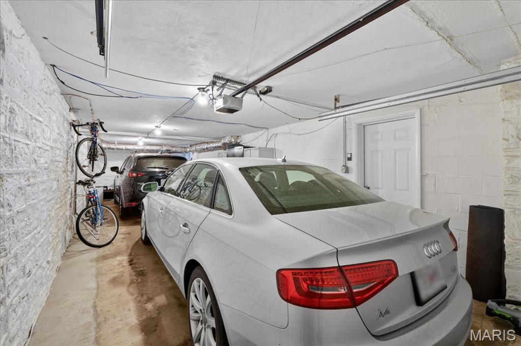 8104 Stratford Drive