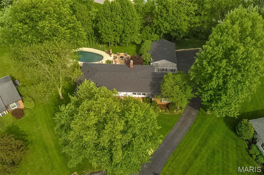 7 Kingston Manor Drive