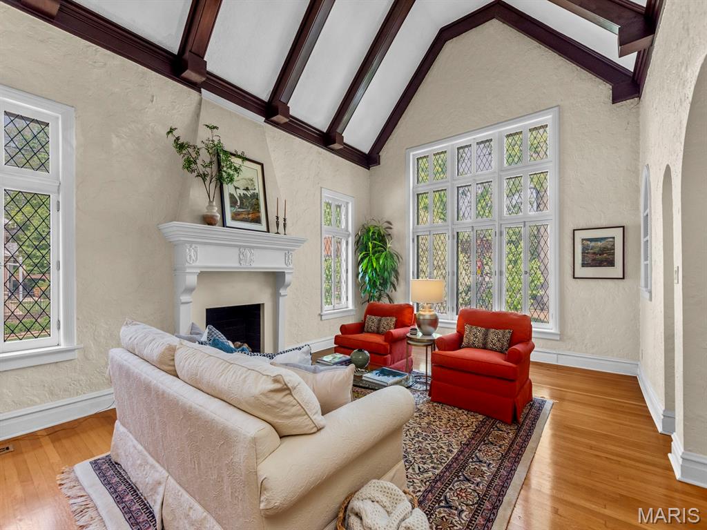 7398 Norwood Avenue Unit: 1W