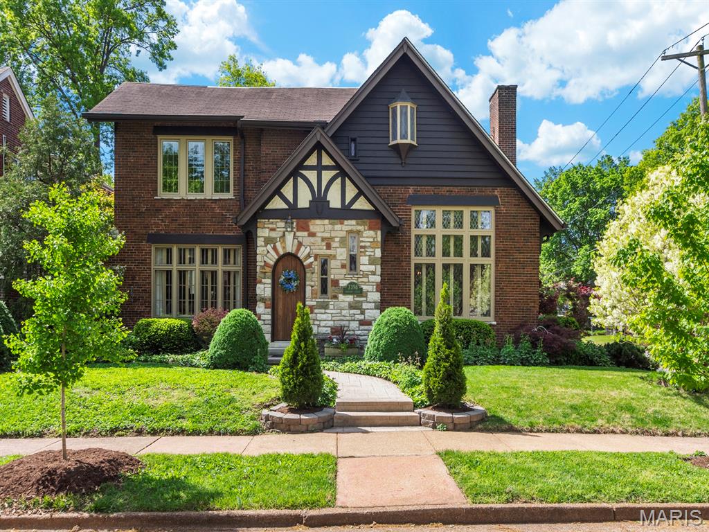 7398 Norwood Avenue Unit: 1W