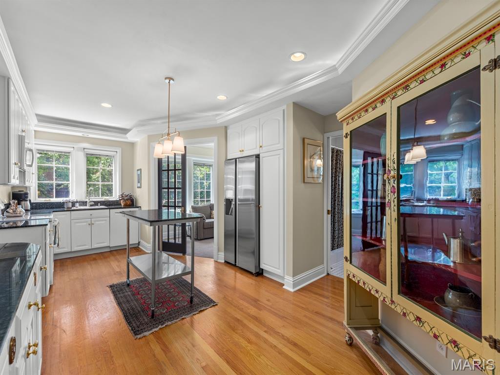 7398 Norwood Avenue Unit: 1W