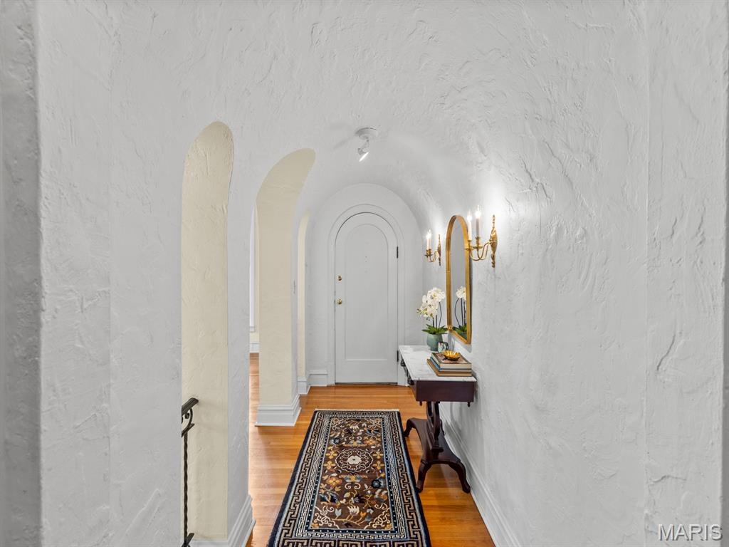 7398 Norwood Avenue Unit: 1W