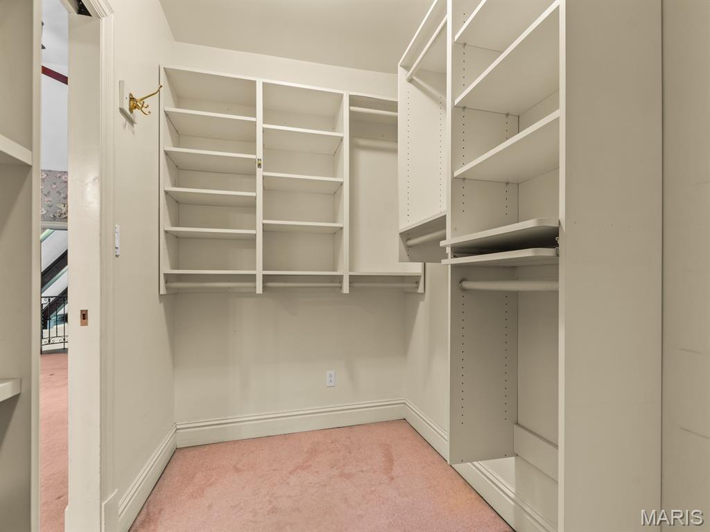 7398 Norwood Avenue Unit: 1W