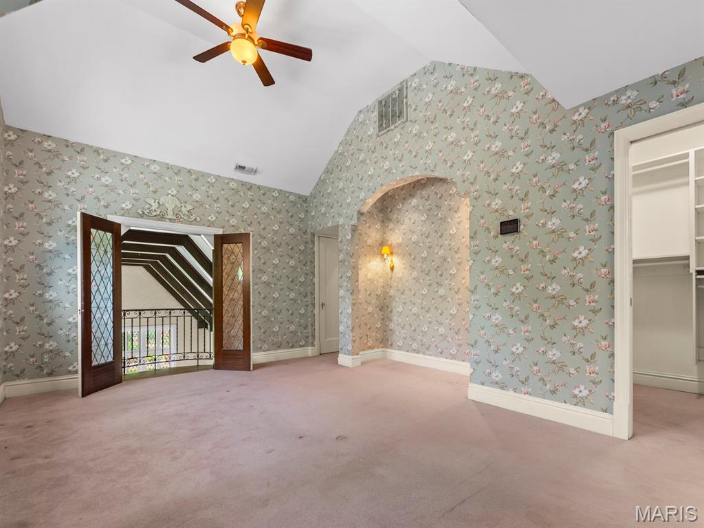 7398 Norwood Avenue Unit: 1W