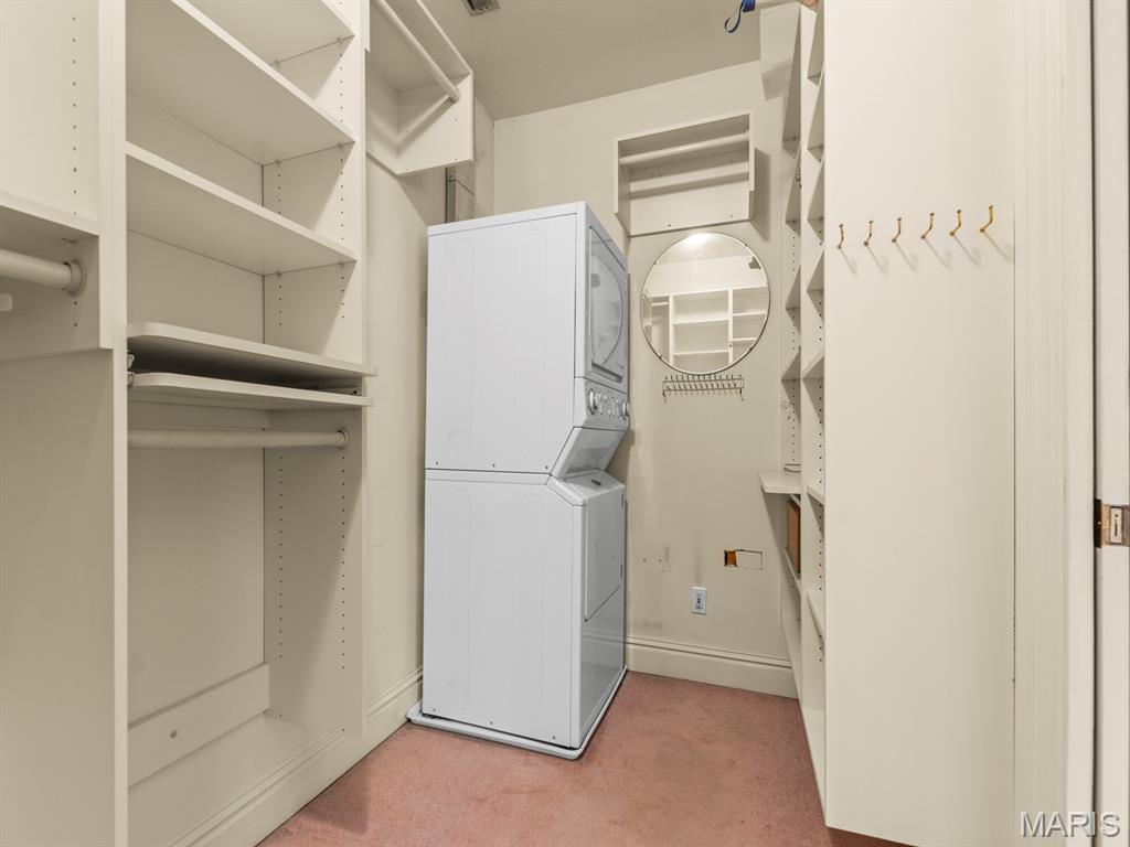 7398 Norwood Avenue Unit: 1W