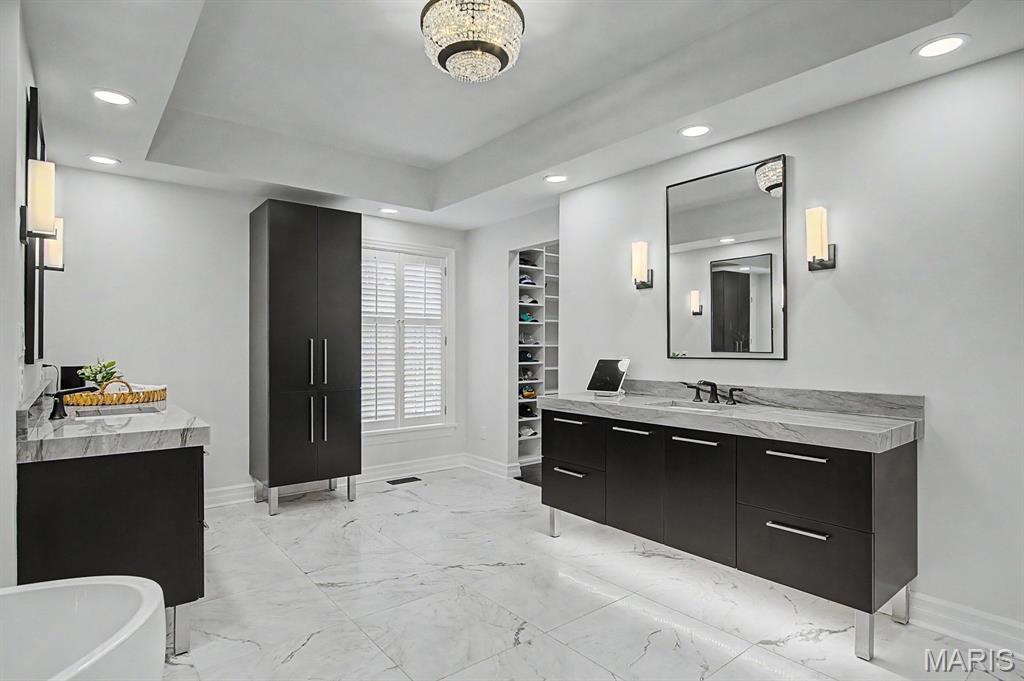 7 Greenbriar Drive
