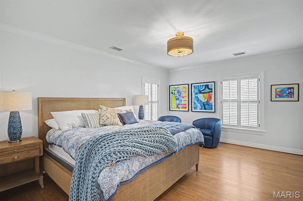 7 Greenbriar Drive